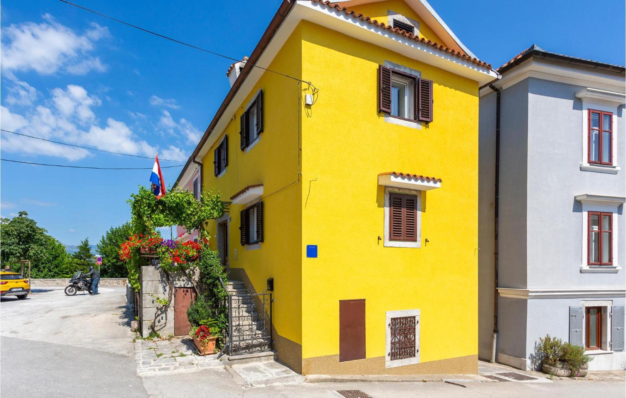 Nice Apartment In Kastav With Wifi Exteriör bild